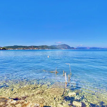 Seafront Ourania * Mesongí
